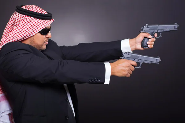 Fényképezés géppuskák Arab bérgyilkos — Stock Fotó