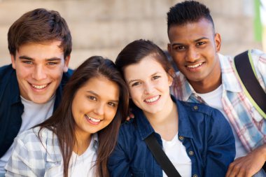 teen liseli öğrenci grubu