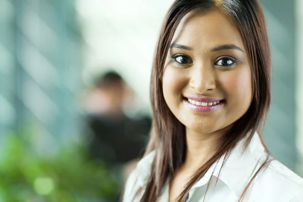 Smuk indisk forretningskvinde - Stock-foto