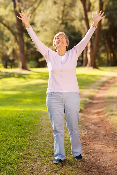 Healthy retirement lifestyle — Stock Photo, Image