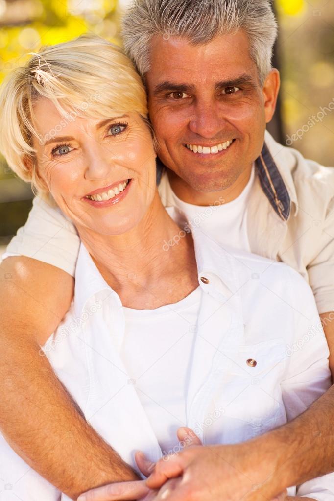 uslugi-zrelih-par-grubiy-analniy-seks-s-zhenoy-druga-yutub