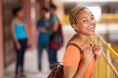 Afrikalı genç üniversite öğrencisi