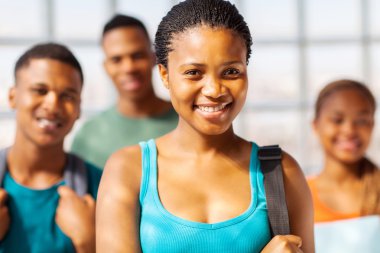 Afro Amerikan Kız Koleji arkadaş grubu