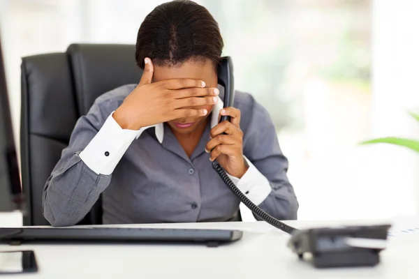 Tired african american businesswoman — Stock Photo, Image