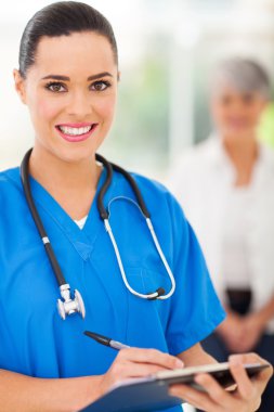kadın doktor panosuna yazma