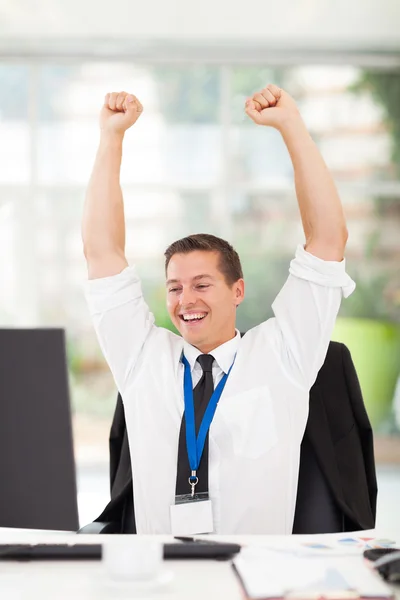 Emocionado joven empresario — Foto de Stock