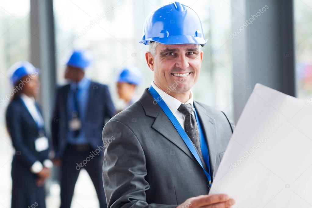 Senior construction engineer