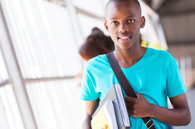 kolej çocuğu holding kitaplar