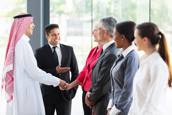 Introducing arabian businessman — Stock Photo, Image