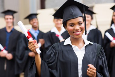 oldukça onun diploması holding mezun