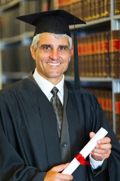 Middelbare leeftijd mannelijke wet school graduate — Stockfoto