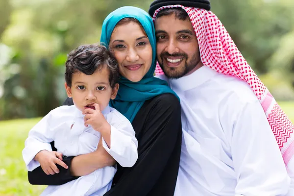Сім'я Близького Сходу — стокове фото