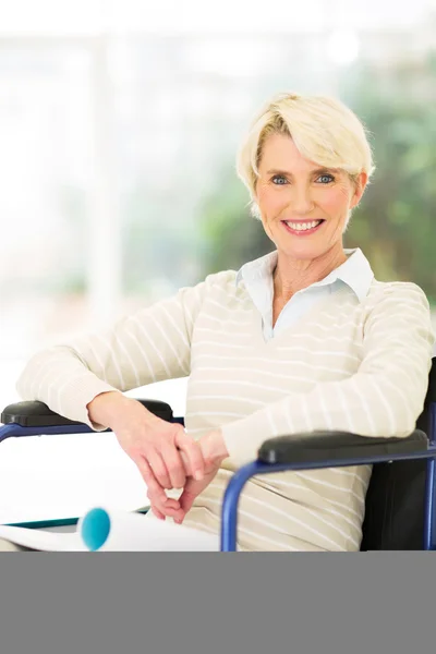 Handicapped woman relaxing at home — Stock Photo, Image