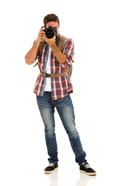 Junge männliche Touristin beim Fotografieren — Stockfoto