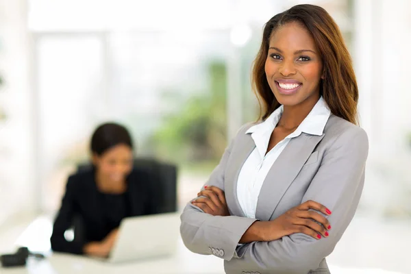 Femme d'affaires africaine en fonction Images De Stock Libres De Droits