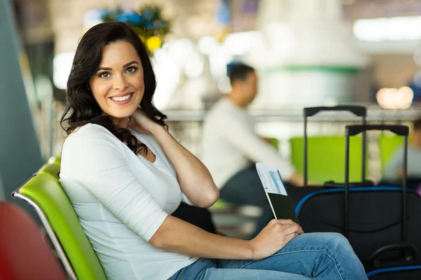 Woman at airport — Stock Photo, Image