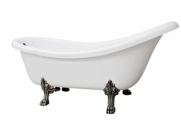 Klasik beyaz banyo küvetinde bacaklar