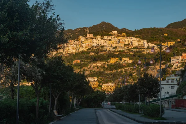 South Italy Beautiful City Mountains Dawn Vietri Beautiful Early Morning — ストック写真