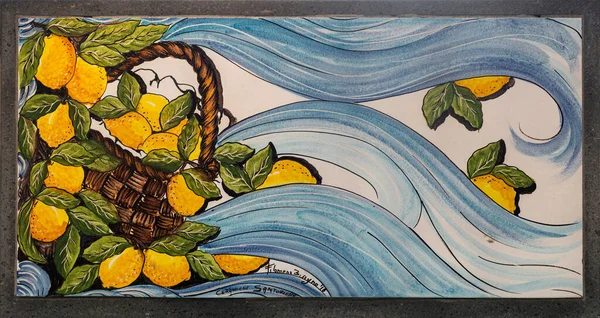 Παραδοσιακή Γραπτή Ιταλική Κεραμική Ακτή Αμάλφι Ζωγραφική Κεραμικά Κίτρινο Λεμόνια — Φωτογραφία Αρχείου