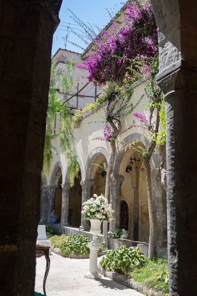 Cloister San Francesco Courtyard Old Catholic Monastery Cozy Place Columns — Stock Photo, Image