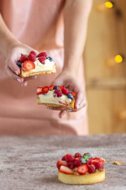 Meyveli kek, lezzetli tart..