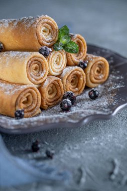 İnce krepler. Masada Shrovetide tatili.