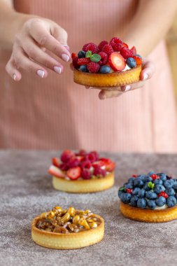 Meyveli kek, lezzetli tart..