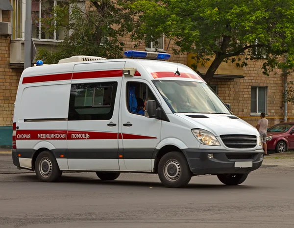 Ambulans bil — Stockfoto