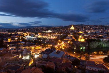 Tiflis, Gürcistan gece manzarası.