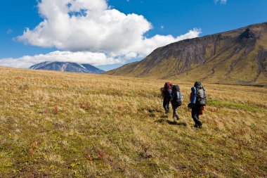 Kamçatka üzerinde trekking.