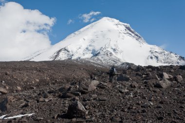 Kamçatka üzerinde trekking.