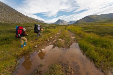 Grup yürüyüşçü.