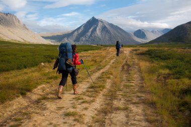 Grup yürüyüşçü.