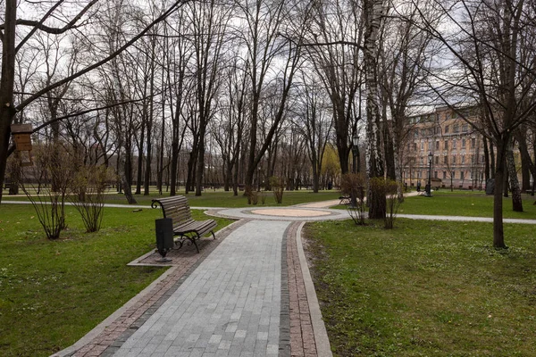 Kyiv Ukraine April 2022 War Ukraine Deserted Streets Empty Park — Stock Photo, Image