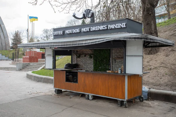 Kyiv Ukraine April 2022 War Ukraine Abandoned Street Coffee Shop — Stock Photo, Image