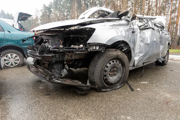 Sok Lövés Megsemmisült Autók Autó Temetőjében Irpin Ukrajna Jogdíjmentes Stock Fotók