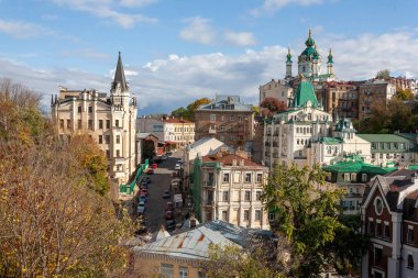 Saint Andrew Kilisesi ve Richard Castle, Podil, Kyiv panorana, Ukrain