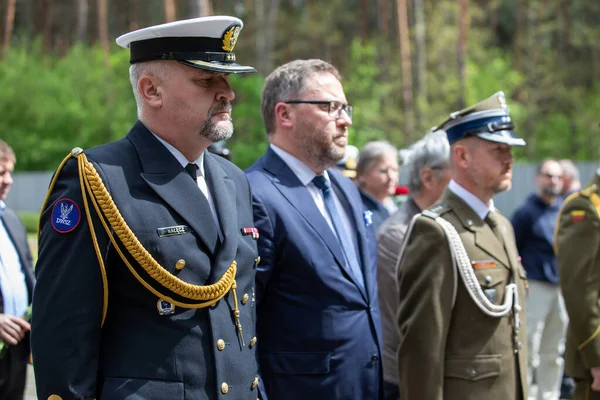 Bykivnia Ukrajina Května 2022 Slavnostní Ceremoniál Ukrajinských Polských Delegací Počest — Stock fotografie