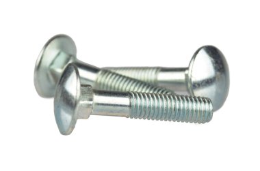 Beyaz arkaplanda izole edilmiş kiriş başlı cıvatalar