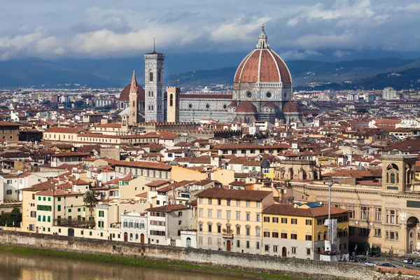 Widok na Florencję z Piazzale Michał Anioł — Zdjęcie stockowe