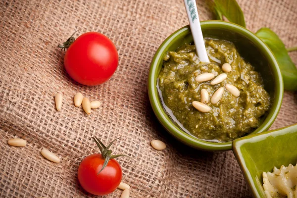 Salsa al pesto — Foto Stock