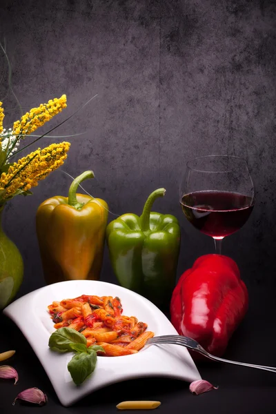 Těstoviny s paprikou — Stock fotografie