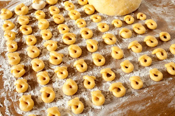 Raw Sweet Bagels — Stock Photo, Image