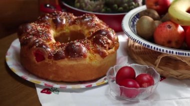 yumurta ve Paskalya kek