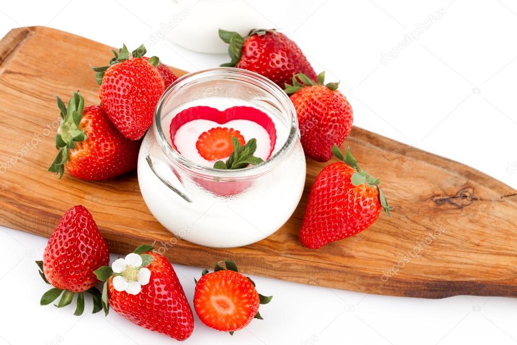 Strawberries Yogurt