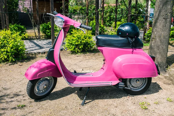 Vespa 50s — Stockfoto