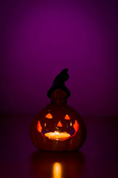 Glowing halloween pumpkin lantern — Stock Photo, Image