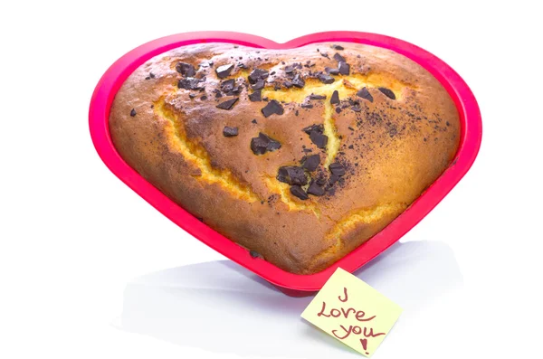 Valentinky srdce tvarovaný čerstvě upečený dort — Stock fotografie