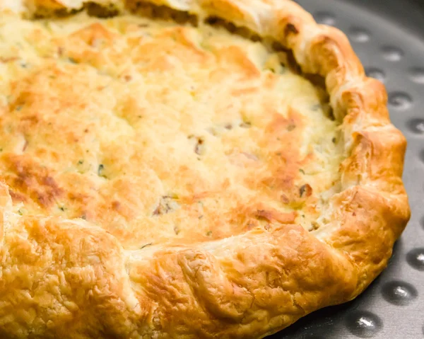 Delicious pie with golden pastry — Stock Photo, Image