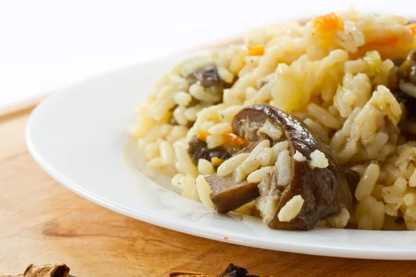 Pilaf met paddestoelen — Stockfoto